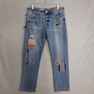 Anthropologie Pilcro Boyfriend Slim Embroidered Patchwork Denim Jeans Size 31